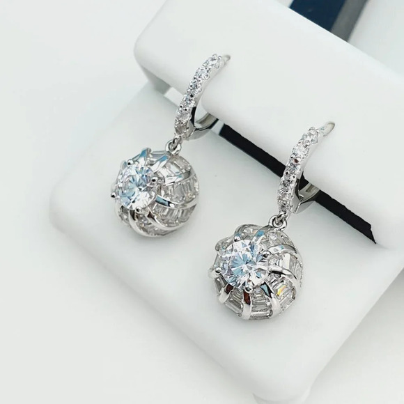 "925 Sterling Silver Cubic Zirconia Earrings, UU1P6A6111 - Picture 4 of 11